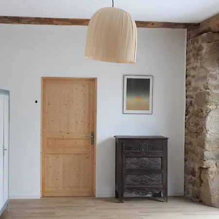 Hébergement de vacances Maison De Caractère Avec Piscine